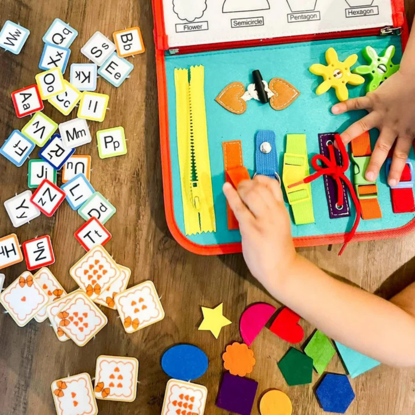 Montessori Busy Board Keçe Eğitim Çantası